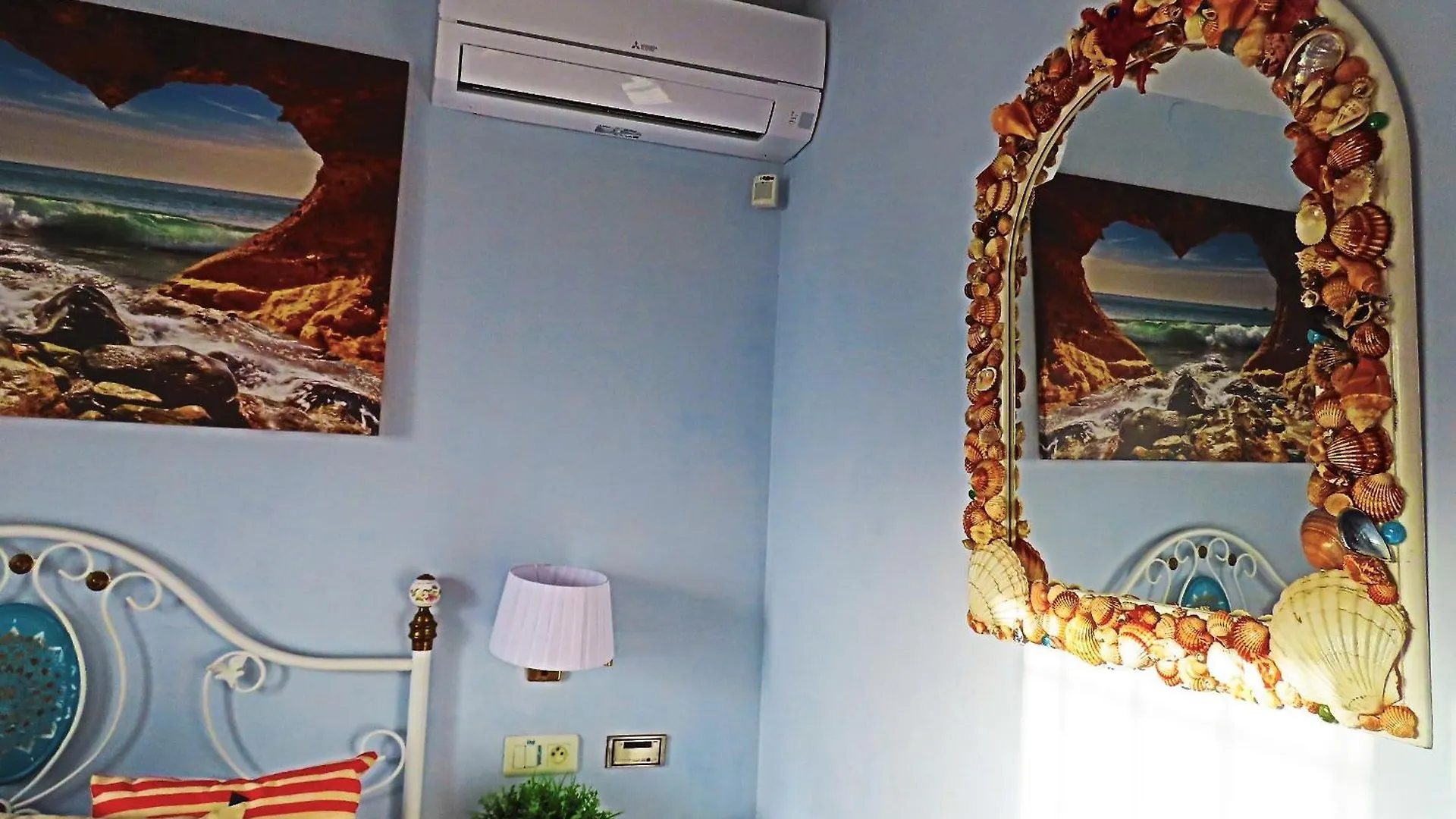 Balcon Del Duende Apartment Nerja 0*,  Spain