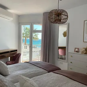 Apartment City Center & Sea View Torresol, Nerja